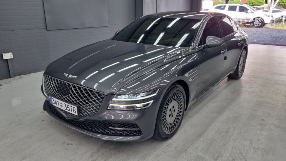 جينيسيس G80
