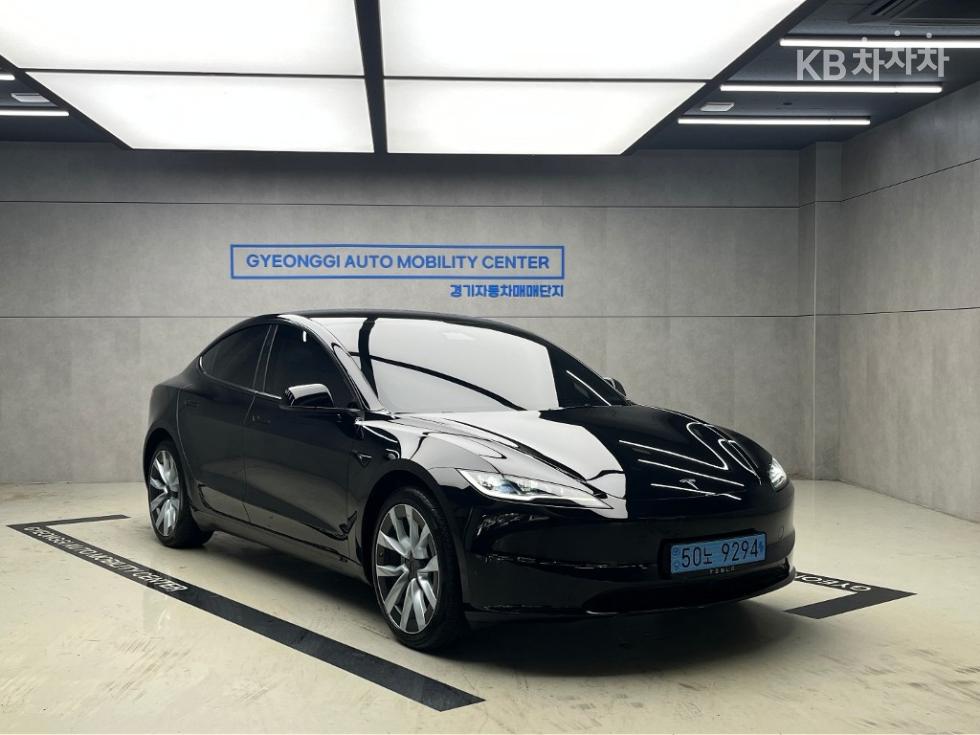 테슬라 모델 3 2024년식 테슬라 Model 3 Highland RWD