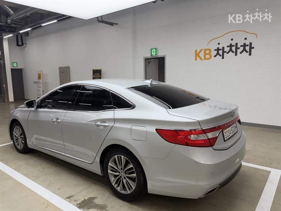 Hyundai Grandeur — miniaturë 6