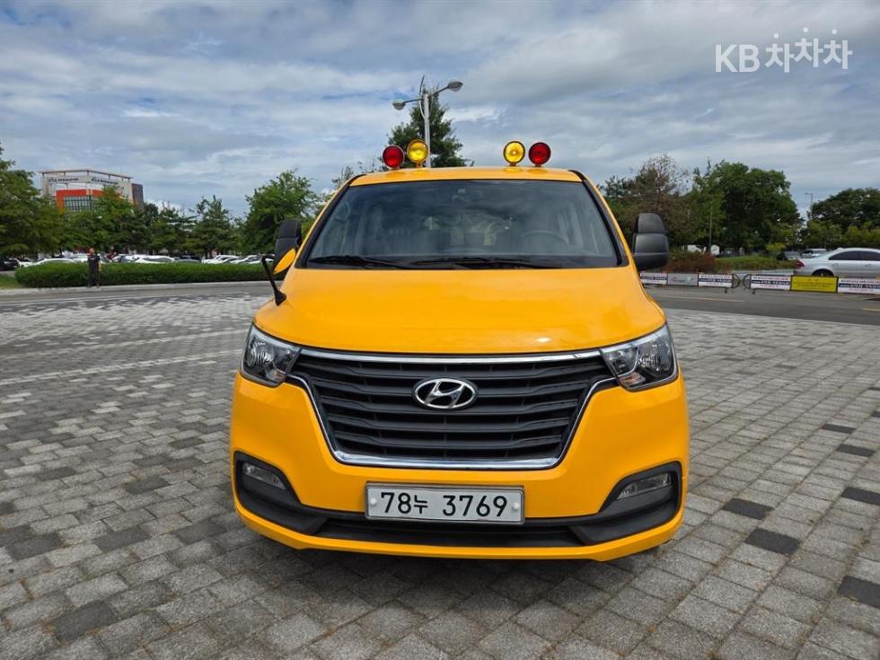 Hyundai Starex — miniaturë 2