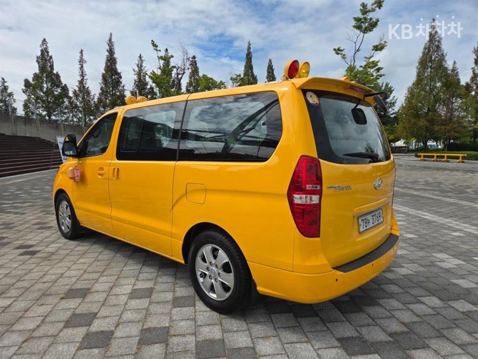 Hyundai Starex — miniaturë 6