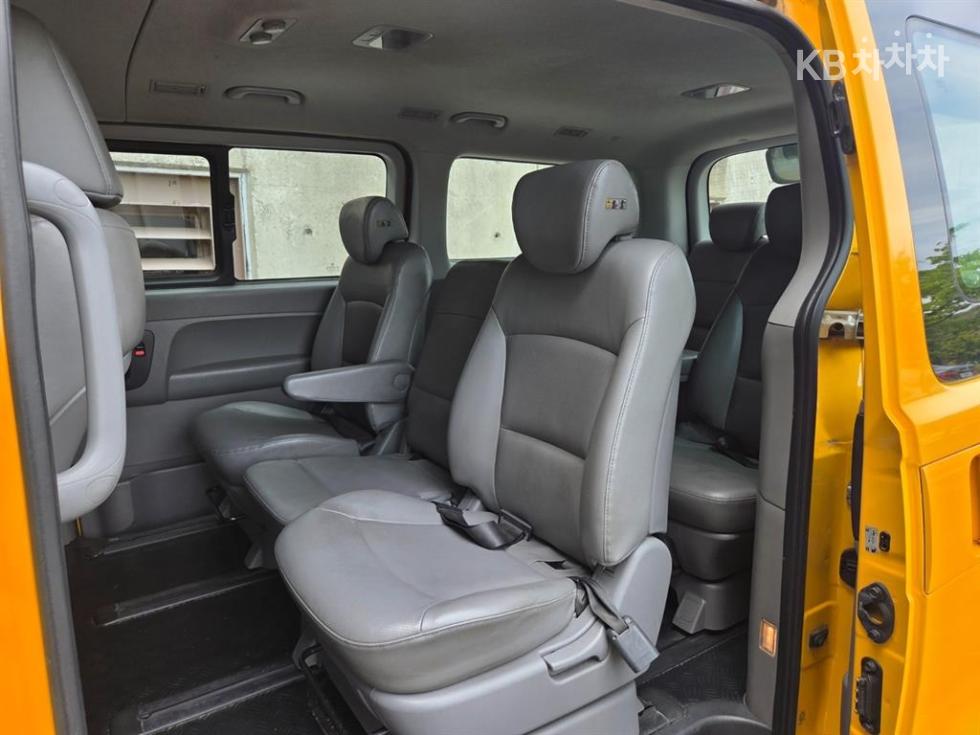 Hyundai Starex — miniaturë 10