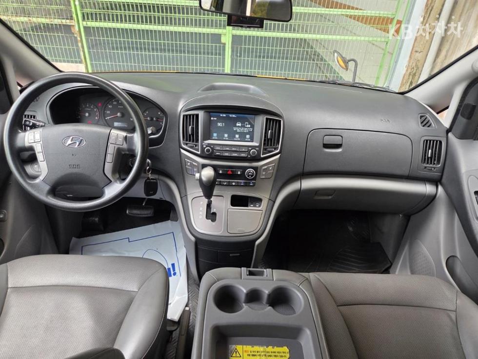 Hyundai Starex — miniaturë 12