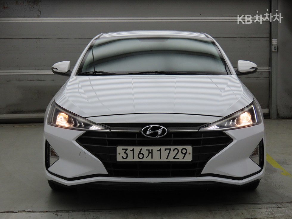 Hyundai Avante Style — фото 2