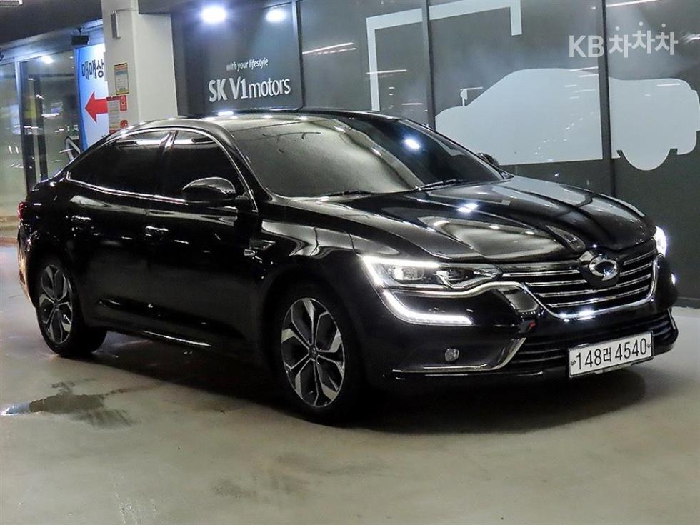Renault SM6