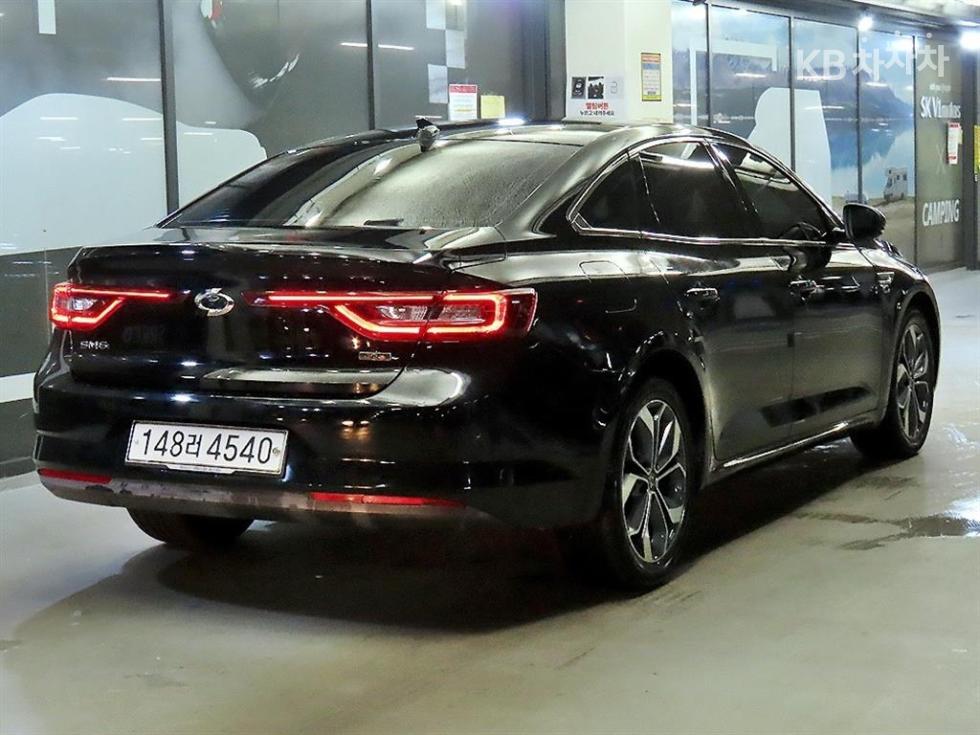 Renault SM6 — miniaturë 4