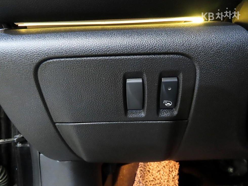 Renault SM6 — miniaturë 14