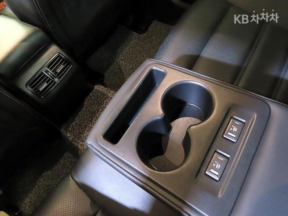Renault SM6 — miniaturë 18