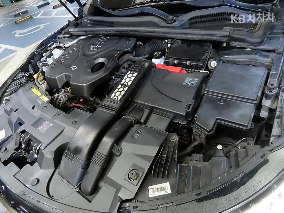 Renault SM6 — miniaturë 19