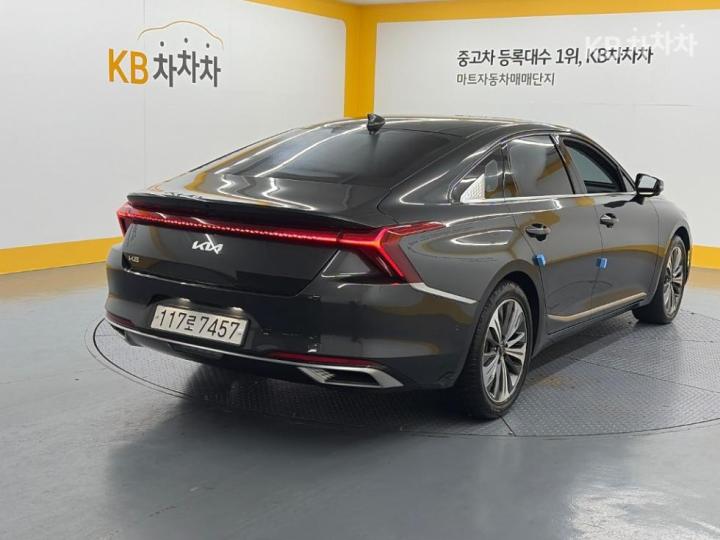 Kia K8 — miniaturë 4