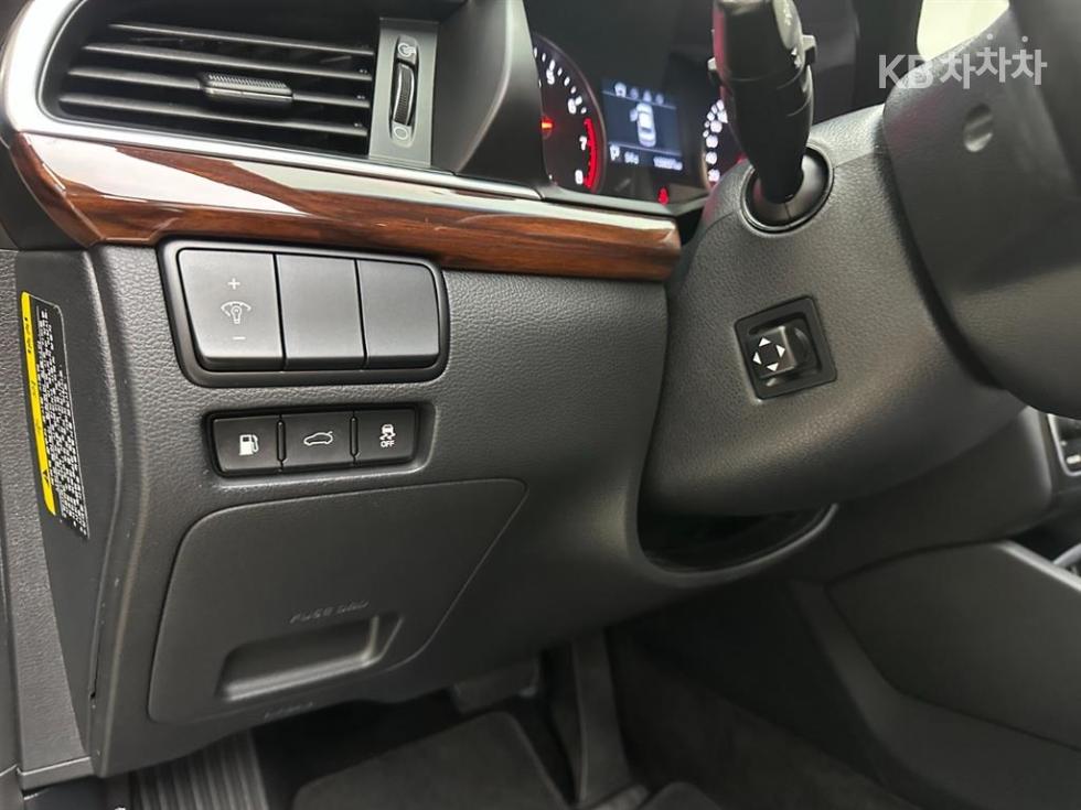 Kia K7 — miniaturë 17
