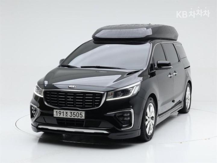 Kia Carnival high-roof-limousine 2.2  diesel 9  seats  noblesse  special — foto 1