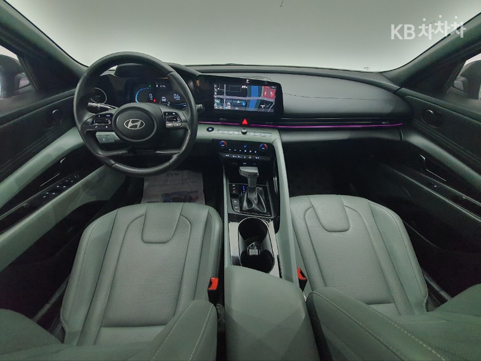 Hyundai Avante — miniaturë 10
