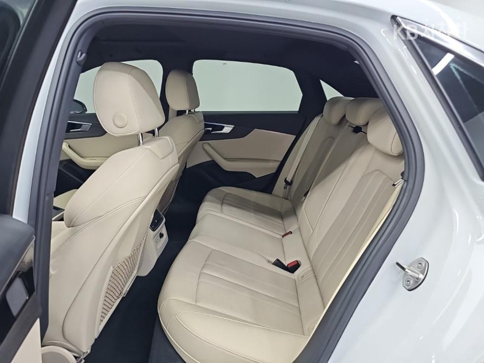 Audi A4 — miniaturë 12