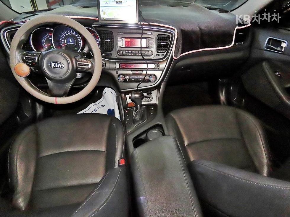 Kia K5 — miniaturë 10