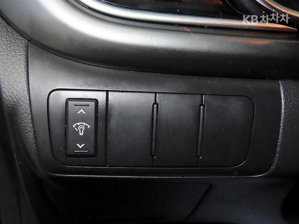 Kia K5 — miniaturë 14