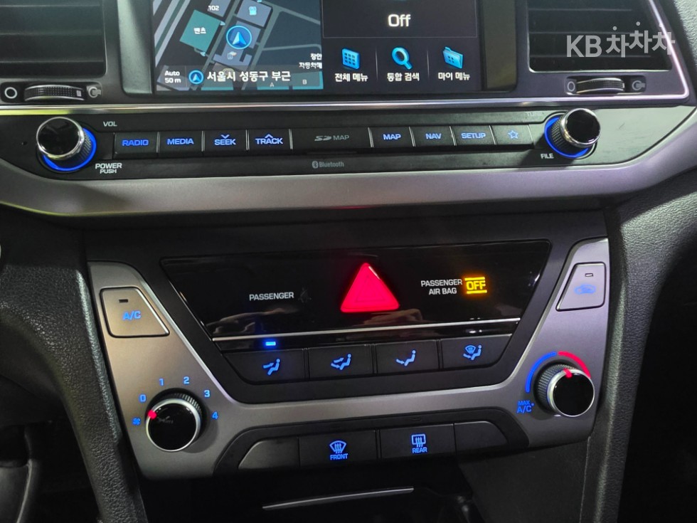 Hyundai Avante — miniaturë 18