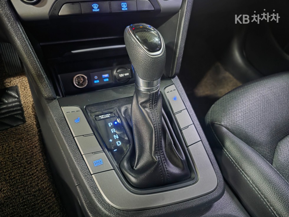 Hyundai Avante — miniaturë 19