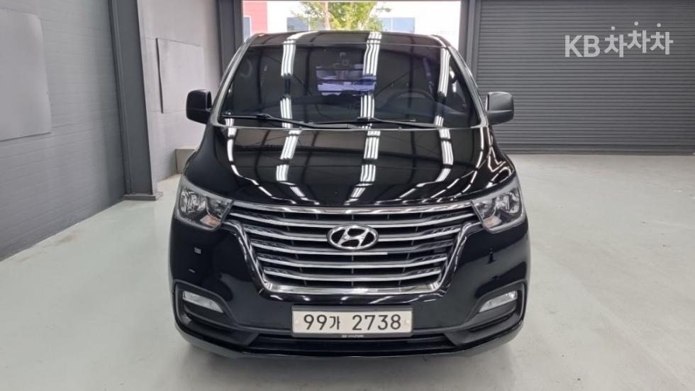 Hyundai Grand Starex