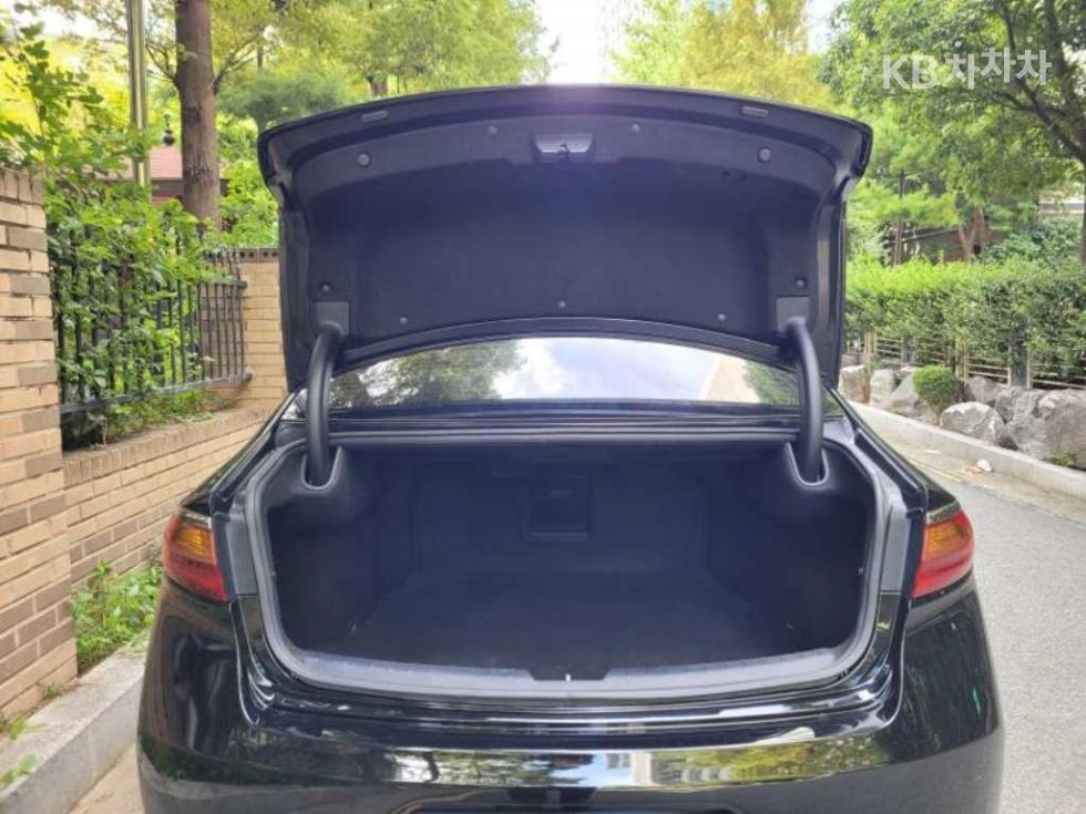 Kia K7 — miniaturë 6