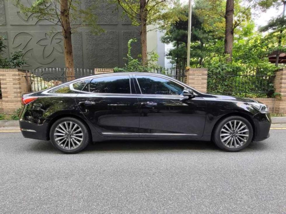 Kia K7 — miniaturë 8