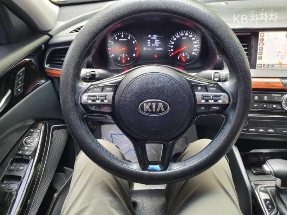 Kia K7 — miniaturë 15