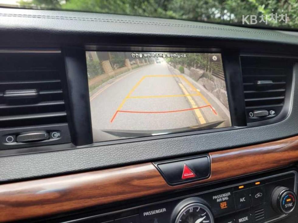 Kia K7 — miniaturë 17