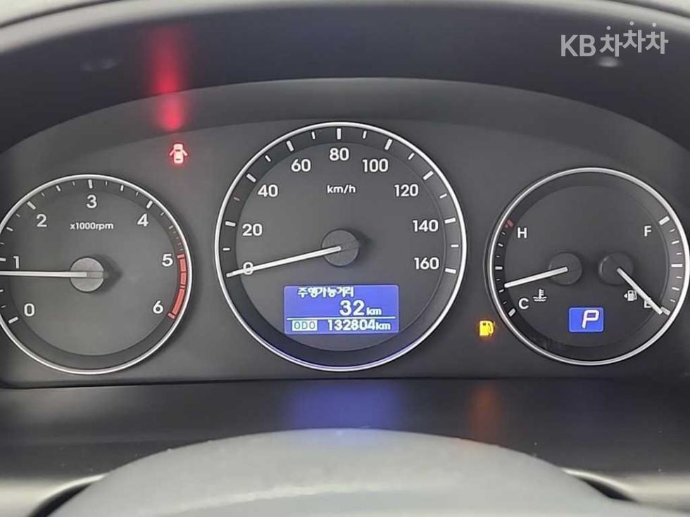 Hyundai Starex — miniaturë 6