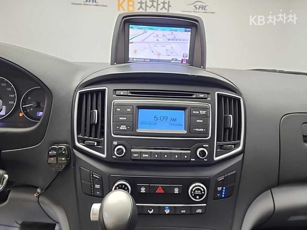 Hyundai Starex — miniaturë 10