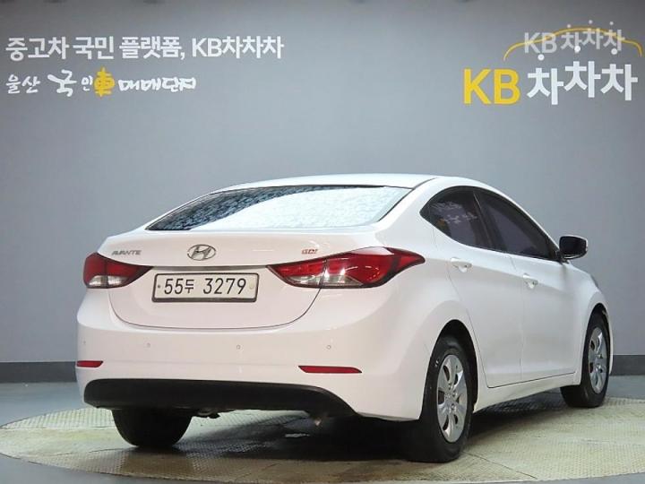 Hyundai Avante — miniaturë 2