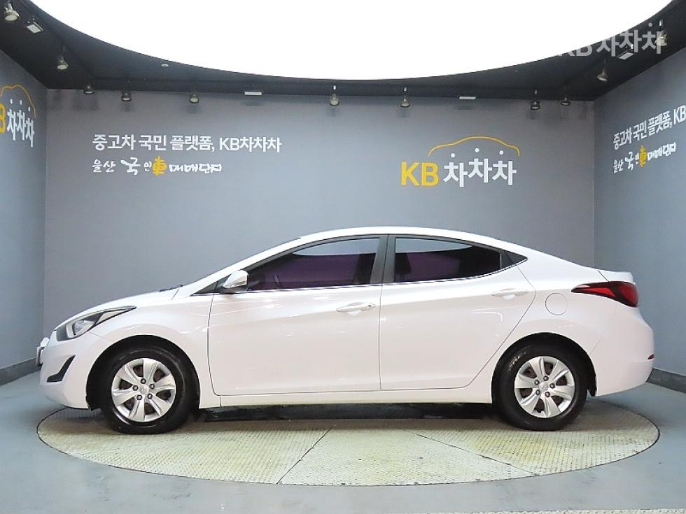 Hyundai Avante — miniaturë 5