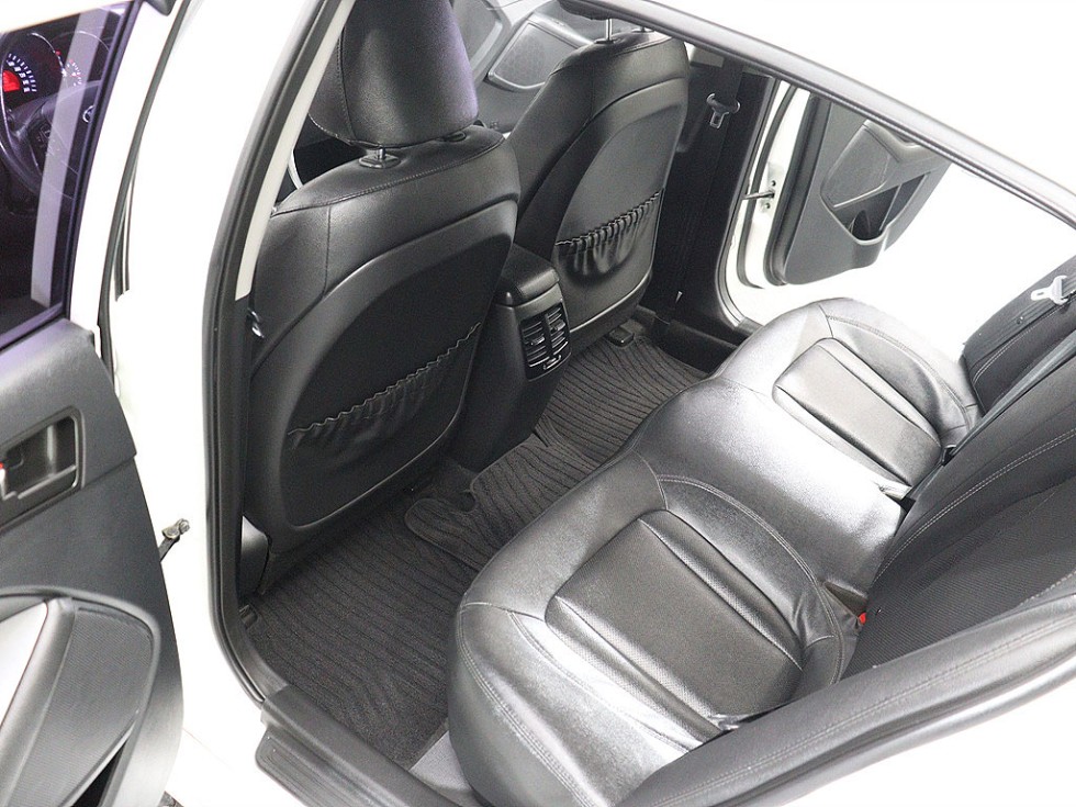 Kia K5 — miniaturë 17