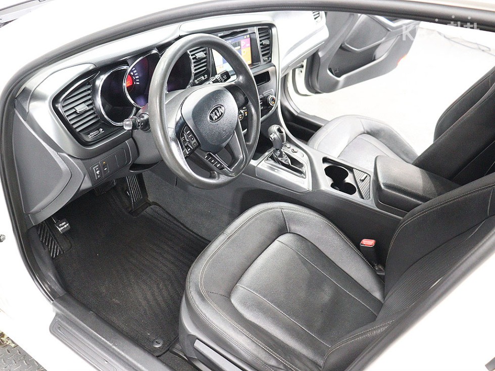 Kia K5 — miniaturë 18