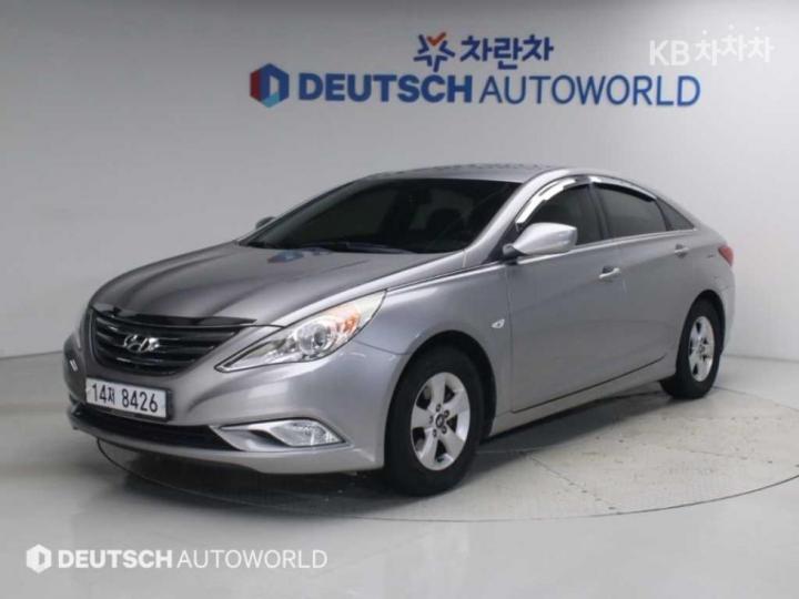 Hyundai Sonata lpi  style — foto 1