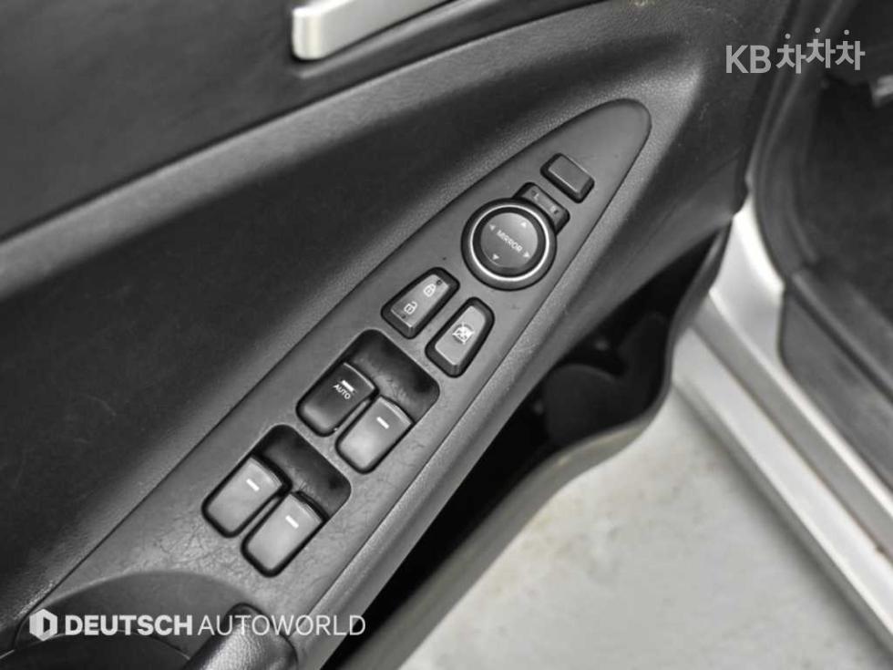 Hyundai Sonata — miniaturë 16