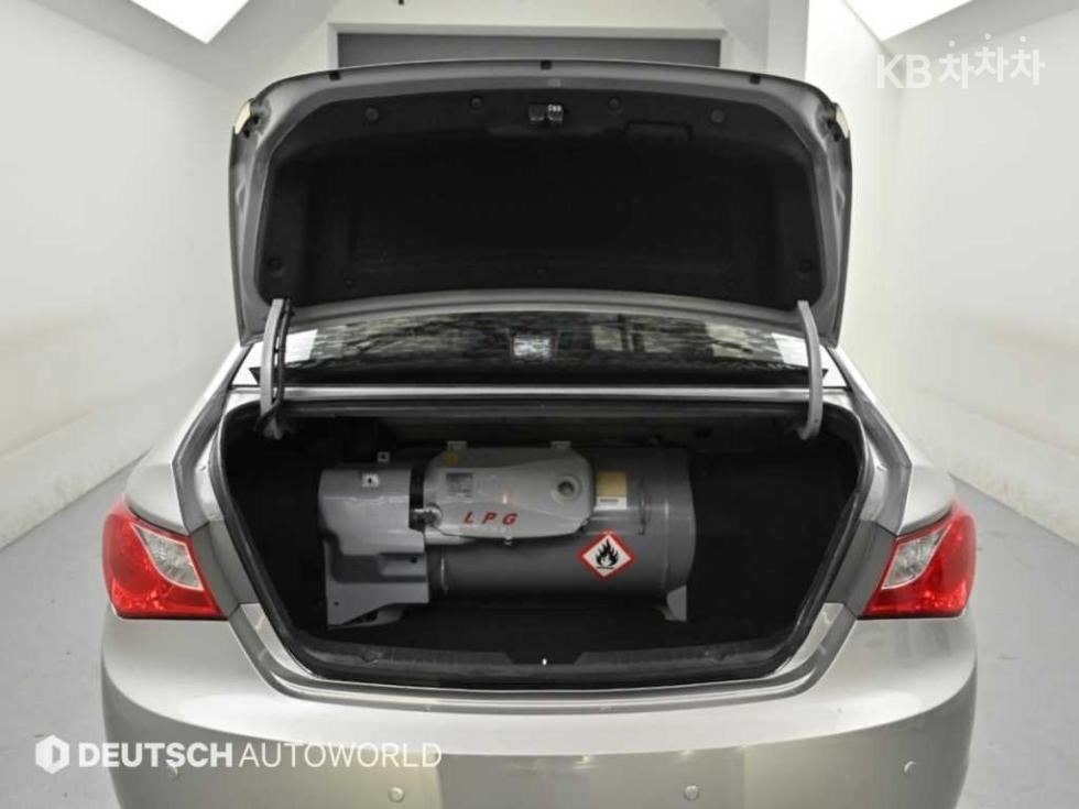 Hyundai Sonata — miniaturë 19