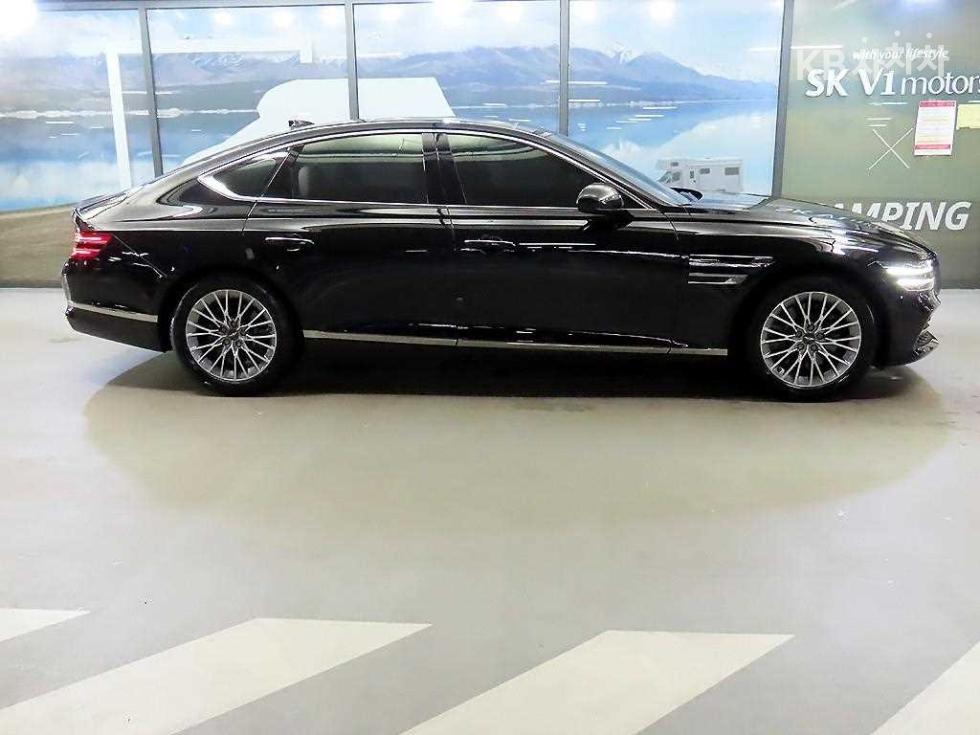 Genesis G80 — miniaturë 3