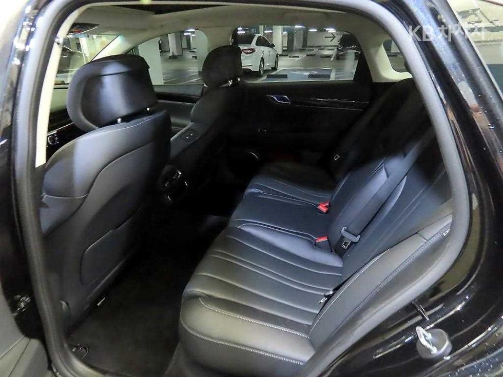 Genesis G80 — miniaturë 7