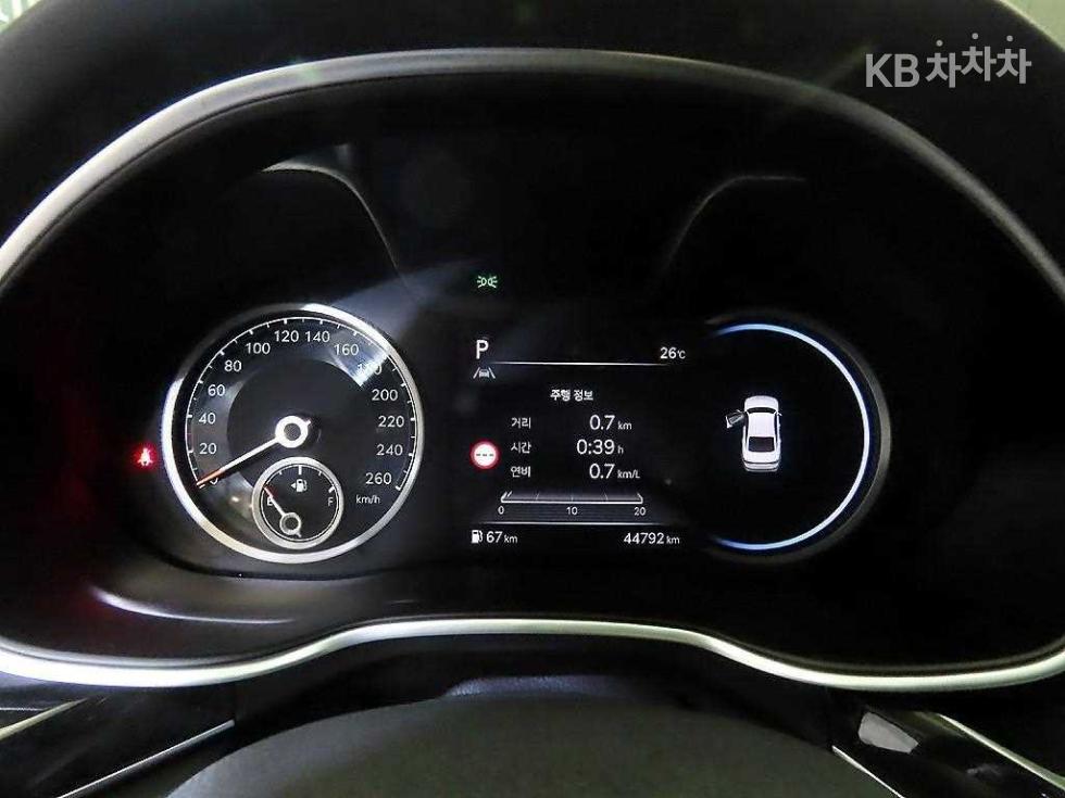 Genesis G80 — miniaturë 9