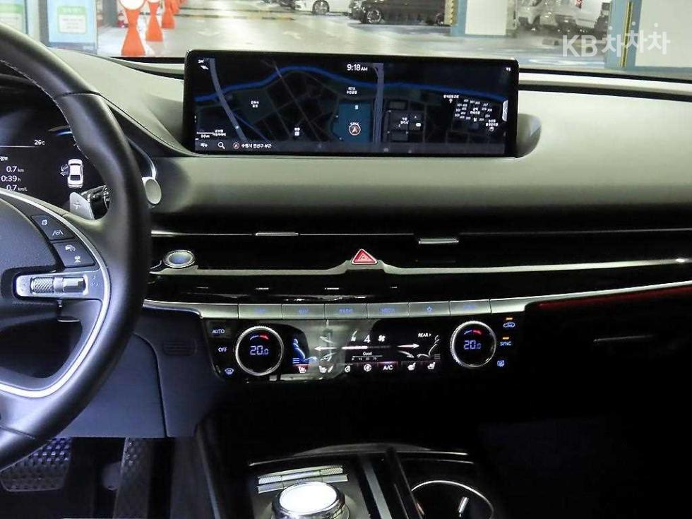 Genesis G80 — miniaturë 11