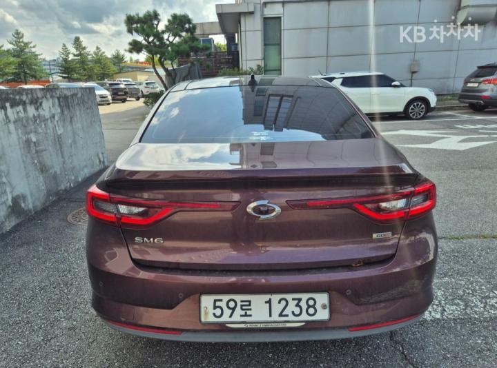 Renault Samsung SM6 — miniaturë 2