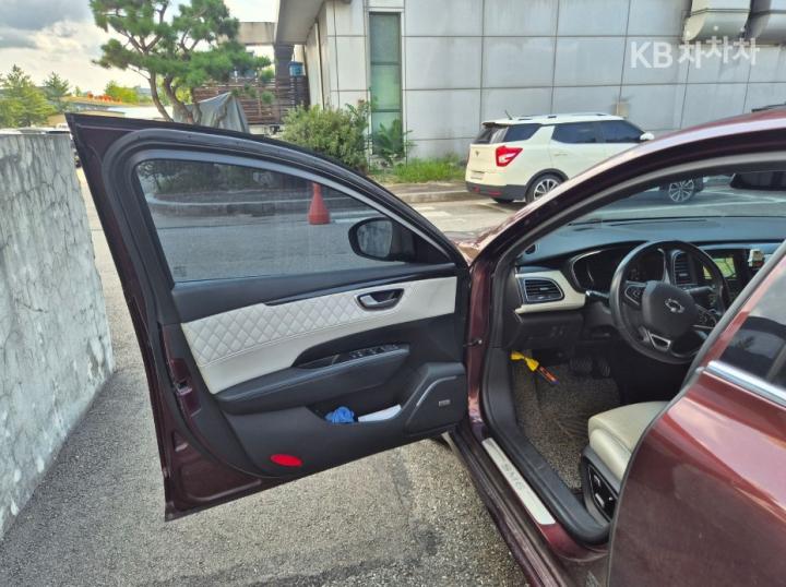 Renault Samsung SM6 — miniaturë 3