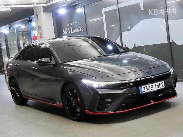 Hyundai Avante 2.0 N — foto 1
