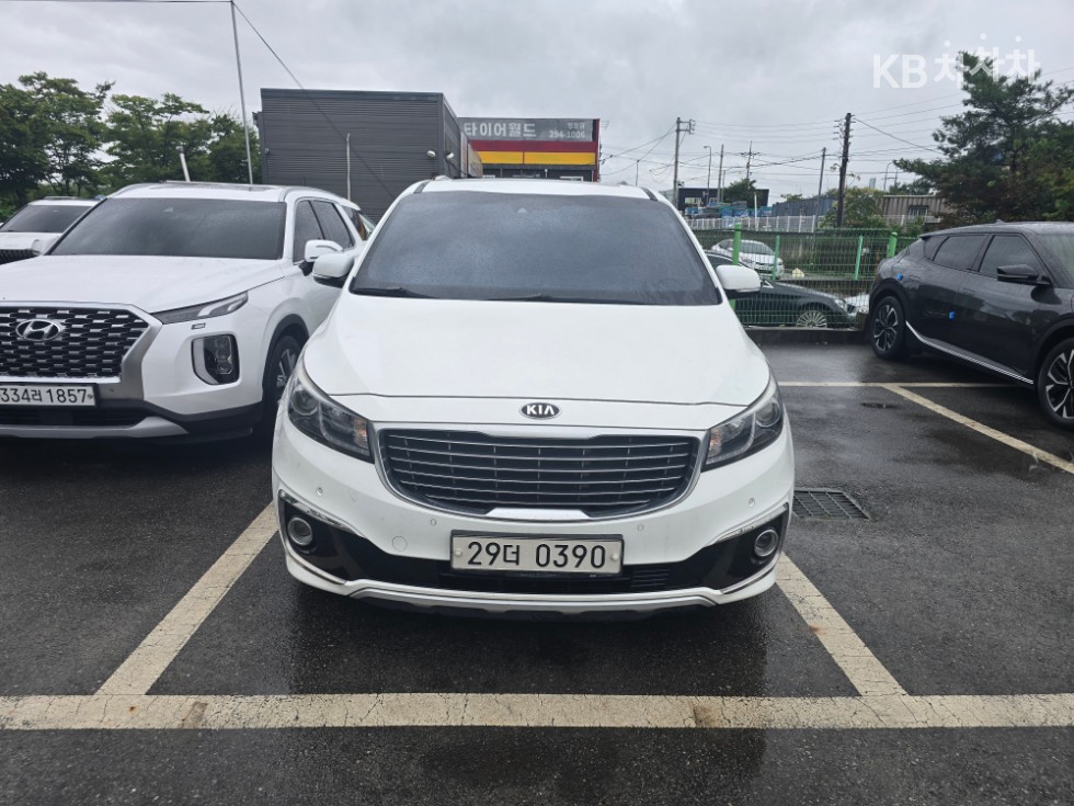 Kia Карнивал