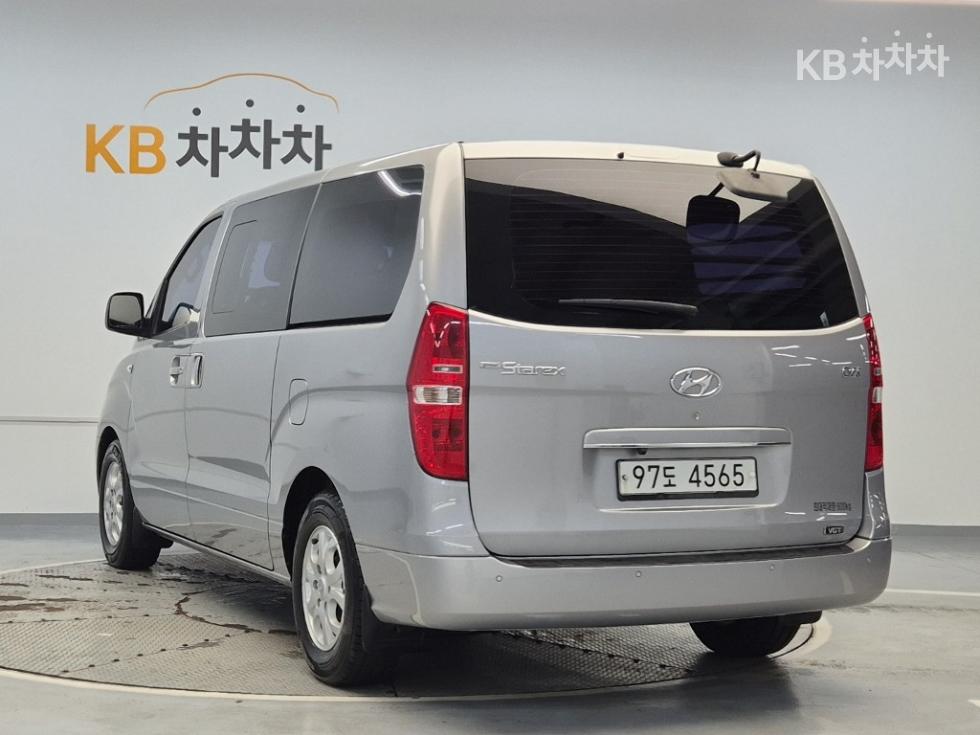 Hyundai Starex — miniaturë 2