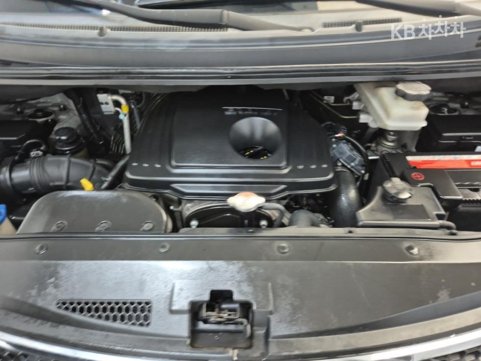 Hyundai Starex — miniaturë 5
