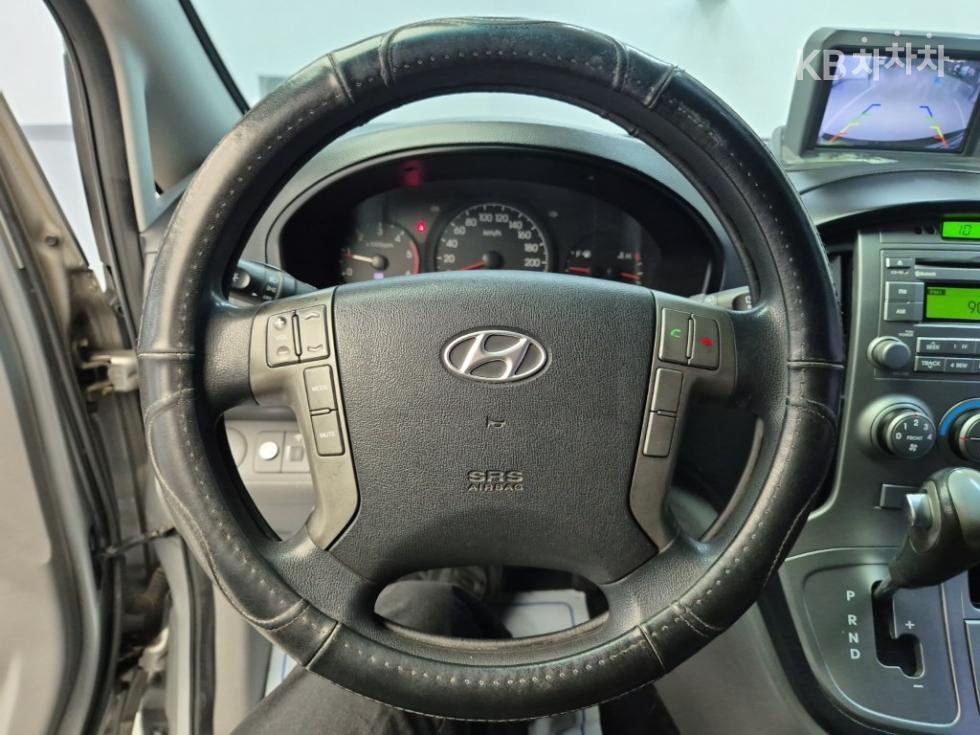 Hyundai Starex — miniaturë 9