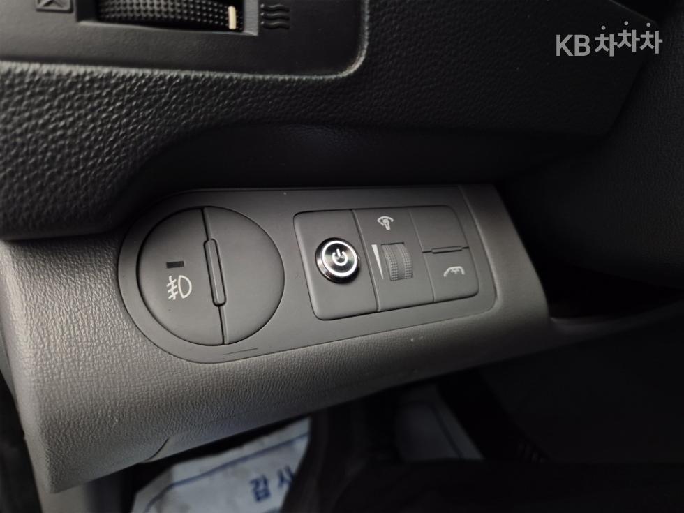 Hyundai Starex — miniaturë 15