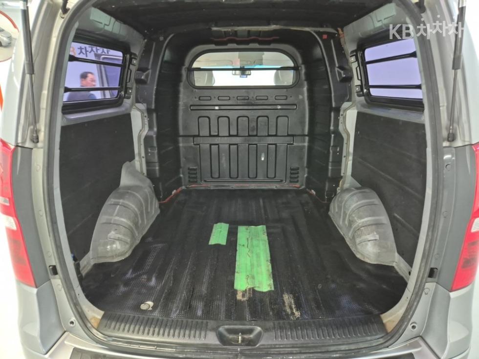 Hyundai Starex — miniaturë 17