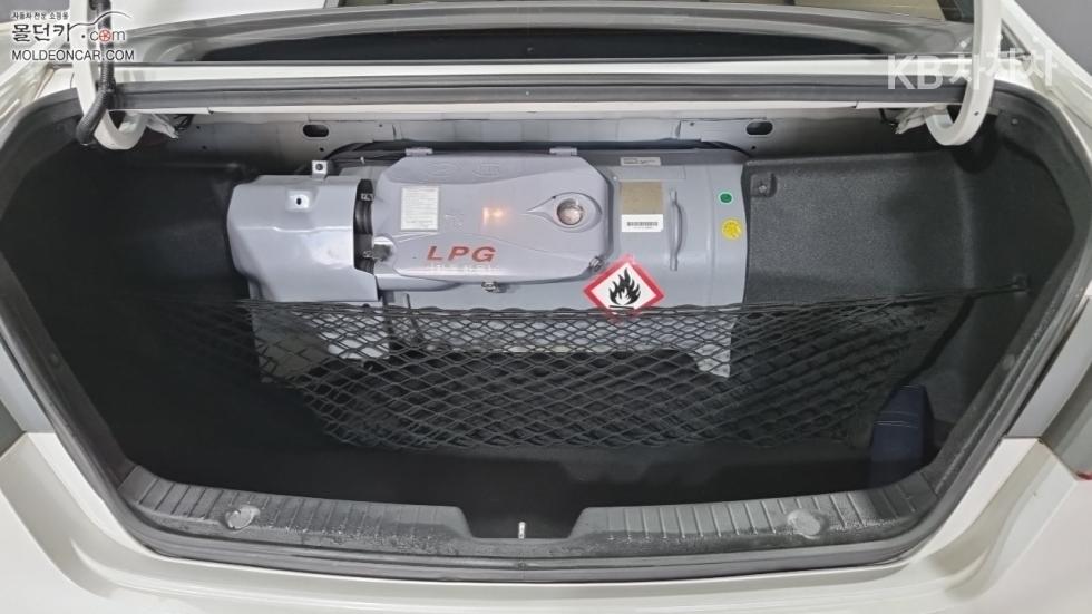Hyundai Sonata — miniaturë 18